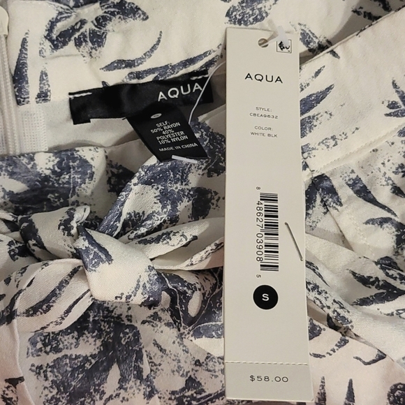 NWT AQUA Bloomingdale's Tropical Palm Print Tie Front High Waist Shorts Small - Picture 4 of 4